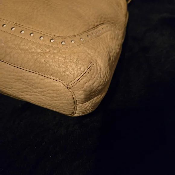 Coach Vintage Tan Pebble Leather Hobo Bag #5054 - Picture 8 of 15